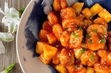 Sweet and Sour King Prawn Recipe - Lin's Chinese Kitchen King Prawn Recipes, Prawn Dishes, Chinese Kitchen, Chinese Recipe, Authentic Chinese Recipes, Prawn Recipes, Sweet And Sour Sauce, Cooking Wine, Sweet And Sour