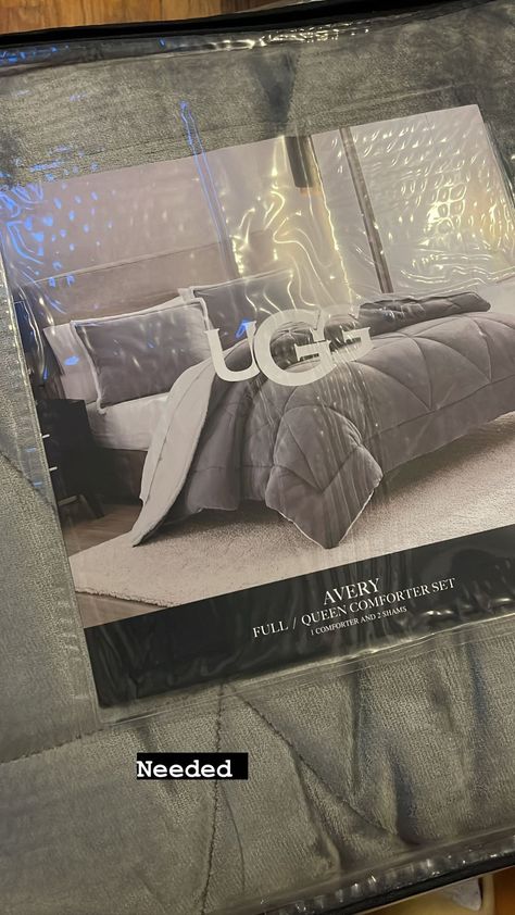 Ugg Comforter, Chestnut Ugg Boots, Cool Comforters, Ugg Boot, Comfortable Bedroom, Queen Comforter Sets, Queen Comforter, The Hype, Comforter Set