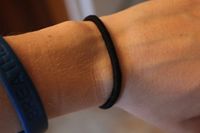 hair tie on the wrist Hair Tie On Wrist, Looking For Love, Aluminum Foil, Simple Tricks, Hair Tie, Ponytail Hairstyles, Hair Ties, Leather Bracelet, Foil