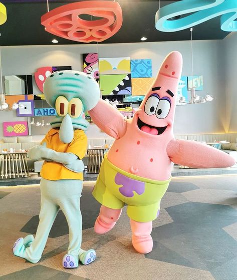 Nickelodeon Resort, Nickelodeon Hotel, Punta Cana Resort, Character Costume, Star Family, Best Family Vacations, Kids Vacation, Family Destinations, Mascot Character