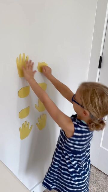 Sprinkle in Learning® on Instagram: "Pound it / High Five ✋ This game focuses on bilateral coordination and is exactly what it sounds like - they match the images on the wall and either ‘pound-it’ or high-five it. It’s tricky and may take some practice. Once they get it, mix it up and play again! You can even play some music and have them try it in rhythm. #sprinkleinlearning #bilateralcoordination #grossmotoractivity #grossmotor #mindgame #focus #concentration #simpleplay #simpleactivity #rh Focus Concentration, Bilateral Coordination, Gross Motor Activity, Wall Game, Mind Games, Gross Motor, High Five, Kids Activities, Sprinkles