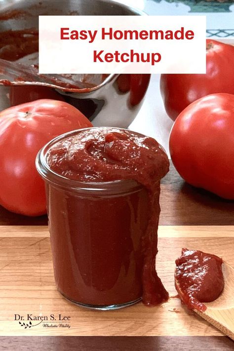 Old Fashioned Ketchup Recipe, Heinz Ketchup Recipe, Homemade Tomato Ketchup, Tomato Ketchup Recipe, Recipe Using Tomatoes, Tomato Paste Recipe, Homemade Ketchup Recipes, Relish Sauce, Ketchup Recipe