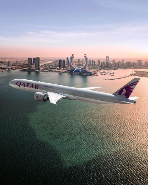 Qatar Airways Wallpaper, Qatar Airways Aesthetic, Qatar Aesthetic, Fly Private, Jets Privés De Luxe, Private Jet Travel, Private Jet Plane, Jet Privé, Plane Photography