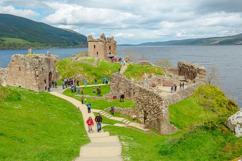 27 Top Tourist Attractions in Scotland Melrose Abbey, Riverside Museum, Rosslyn Chapel, Magical Landscapes, Stirling Castle, Eilean Donan, Ben Nevis, Outer Hebrides, Loch Lomond