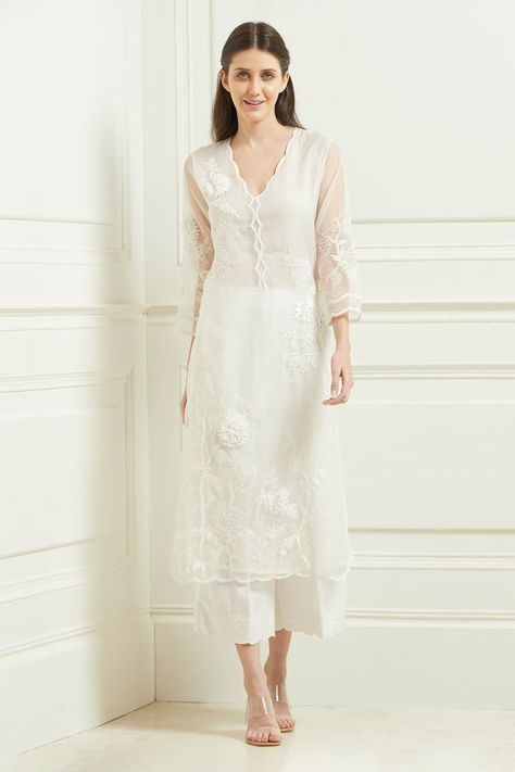 Buy Ranna Gill White Organza Embroidered Tunic Online | Aza Fashions Organza Tunic, Trendy Suits, Tunics Online, V Neck Tunic, Indian Designer Suits, White Tunic, Patch Work, Indian Fashion Designers, Embroidered Tunic