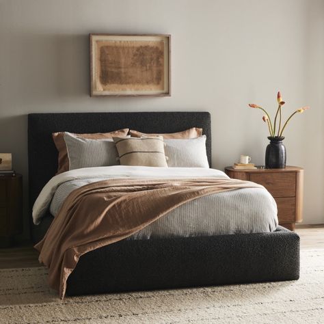 Modern, clean shaping meets inflated comfort with this padded, upholstered bed frame in a textural boucle-like pattern. Contemporary Platform Bed, Teal Bedroom, King Platform Bed, Sanctuary Bedroom, Queen Platform Bed, Brown Bedroom, Upholstered Bed Frame, Upholstered Bed, Four Hands