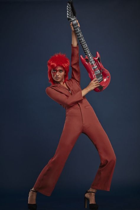 Halloween Style. David Bowie Ziggy Stardust. David Bowie Costume, Fancy Dress Ideas, Bowie Ziggy Stardust, David Bowie Ziggy Stardust, David Bowie Ziggy, Halloween Style, Ziggy Stardust, Halloween Fashion, Diy Halloween