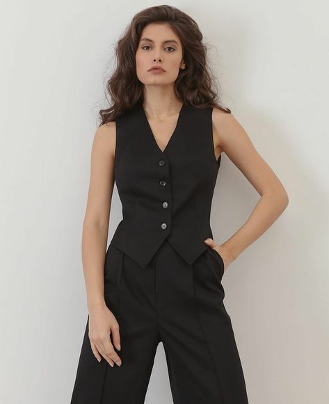 Women Waistcoat Outfit, Waistcoat Outfit Women, Suit Vest Outfits, Suit Vest Women, Vest Outfit Women, Women Waistcoat, Waistcoat Outfit, Vest Outfits For Women, Waistcoat Woman