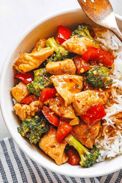 Easy Teriyaki Chicken Rice - #teriyaki #chicken #bowls #recipe #eatwell101 - Try our Teriyaki Chicken Rice Bowl recipe for a healthy, satisfying dinner, ready in less than 30 minutes! - #recipe by #eatwell101® Easy And Healthy Dinners, Chicken Rice Bowl Recipe, Teriyaki Chicken Rice, Healthy Lemon Chicken, Teriyaki Chicken Rice Bowl, Teriyaki Chicken Bowl, Chicken Rice Bowl, Rice Bowl Recipe, Teriyaki Chicken And Rice