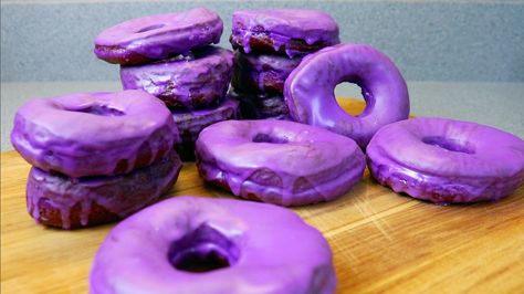 Learn how to make Ube Doughnuts! The ube-flavored doughnut dough is yeast-raised, fried to perfection, then dunked and covered with a sweet ube glaze. The perfect breakfast with coffee or treat for any time of the day! Enjoy! Ube Glaze, Glaze For Donuts Recipe, Ube Donut Recipe, Ube Donut, Breakfast With Coffee, Super Easy Desserts, Doughnut Holes, Purple Yam, Donuts Recipe