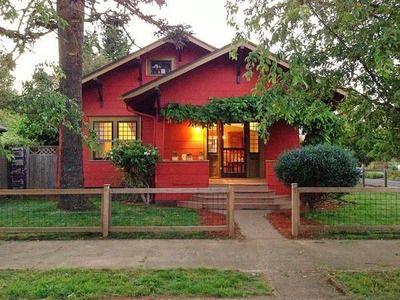 Red And Brown House Exterior, Red House Siding, Red Craftsman House Exterior, Craftsman Bungalows Exterior Colors, 1940 Bungalow, Oregon Cabin, Craftsman Exteriors, Red House Exterior, Brown House Exterior