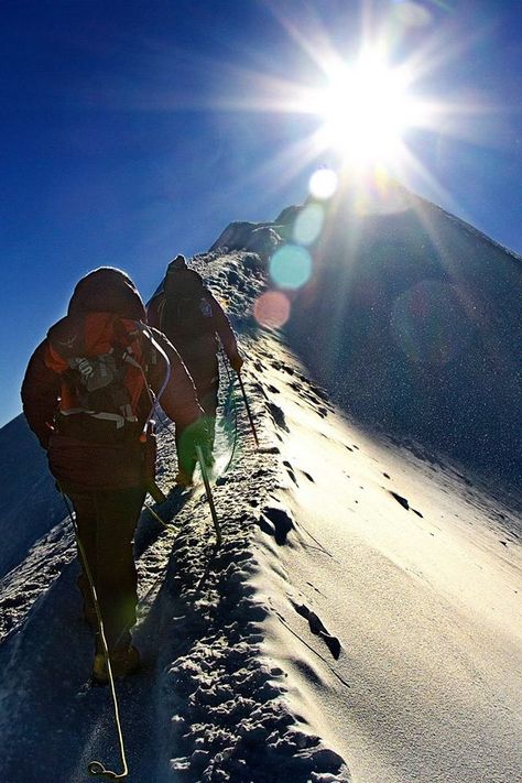 "Ain't no mountain high enough baby, to keep me from climbing you." Mountaineering Climbing, Alpine Climbing, Extreme Adventure, Ice Climbing, Mountain Climbing, Skydiving, Extreme Sports, Skis, Rock Climbing