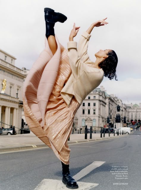 Street Dance Photography, Theatre Photoshoot, Ballet Editorial, Fall Float, Francesca Hayward, Brand Animation, London Editorial, City Editorial, English National Ballet