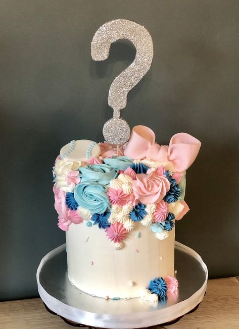 Baseball Gender Reveal Cake, Gender Reveal Cakes, Baseball Gender Reveal, Excited Baby, Baby Reveal Cakes, Bow Cake, Bow Gender Reveal, Cake Dessert Table, Bow Cakes