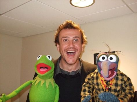 Jason Segel Muppets, The Muppets 2011, Muppet Mayhem, Office Posters, Film Ideas, Jason Segel, Fraggle Rock, The Muppets, Office Poster