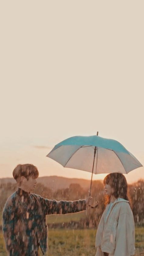 Our Beloved Summer Lockscreen, Kdrama Lockscreen, Do You Like Messi, Kim Dami, Our Beloved Summer, Red Velvet Photoshoot, Korean Couple Photoshoot, Beloved Summer, Howl And Sophie