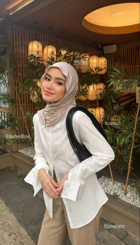 Campus Outfit Casual, Outfit Kampus, Outfit Ngampus, Outfit Hijab Casual, Ootd Hijab Casual, Modele Hijab, Campus Outfit, Stylish Hijab, Muslim Outfits Casual