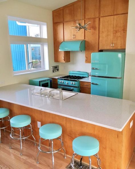 Chrome Bar Stools by American Chairs at Private Residence, Winston-Salem Mid Century Bar Stools, The One Ring, Turquoise Kitchen, 70s Interior, Retro Bar Stools, Retro Interior Design, Retro Bar, Mid Century Modern Kitchen, Casa Container