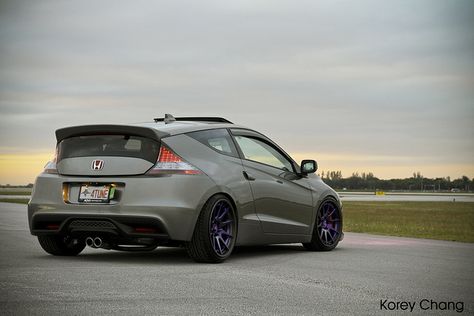 Honda CRZ XEX rear wing and Mulsanne Grill Garnish Honda Cr Z Modified, Crz Honda, Honda Civic Hatch, Honda Crz, Car Animation, Car Modified, Hatchbacks, Honda Insight, Honda Crx