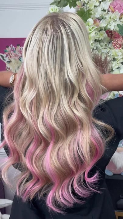 cassiemayextensions on TikTok Blond Hair Blonde Highlights, Merliah Summers Hair, Pink Strands In Blonde Hair, Barbie Highlights, Pink Streaks In Blonde Hair, Dream Haircut, Track Hair, Blonde Hair With Pink, Blonde Ideas