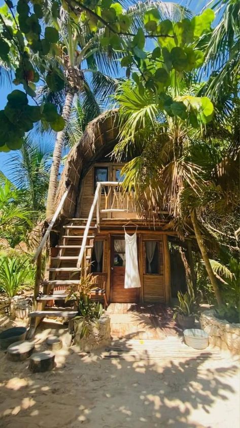 House On The Beach, Dream Beach Houses, Beach Shack, Inspire Me Home Decor, Dream Beach, Dream House Rooms, Dream House Decor, Pretty Places, Tropical Beach