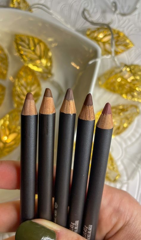 9 Gorgeous MAC Brown Lip Liner Swatches, Review & Comparison Mac Lipliner Swatch, Cork Lipliner Mac, Mac Oak Lipliner, Stripdown Mac Lipliner Combo, Mac Lip Liner Swatches, Mac Stone Lip Liner, Lip Liner Swatches, Mac Lipliner, Whirl Lip Liner