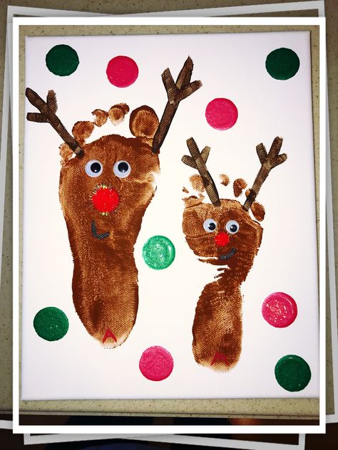 Foot Print Reindeers, Reindeer Footprint Card, Foot Reindeer Craft, Footprint Reindeer Craft, Reindeer Handprint Craft, Reindeer Footprint Craft, Reindeer Footprint Art, Reindeer Art Projects, Twos Classroom