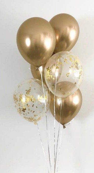 □ Golden Balloon Decoration, Neutral Party Decorations, 15 Candles, Balloon Surprise, Birthday Room Decorations, Black And White Roses, Glitter Balloons, Office Birthday, Golden Wedding Anniversary