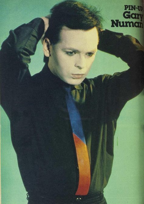 70s Lookbook, Sci Fi Aesthetic, Gary Numan, Siouxsie And The Banshees, 80s Celebrities, New Wave Fashion, Adam Ant, Goth Stuff, 80's Music