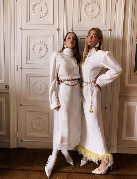 The Most Dreamy Outfits of 2019 Thus Far | Who What Wear UK Gold Chain Belt Outfit, Shabbat Outfit, Chain Belt Outfit, Dreamy Outfits, Black Feather Dress, Emili Sindlev, Belt Outfit, Gold Chain Belt, Dresses With Cowboy Boots