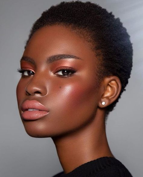 Makeup Prices, Mekap Mata, 얼굴 그리기, Smink Inspiration, Dark Skin Beauty, Braut Make-up, Dark Skin Makeup, American Woman, Makeup For Black Women