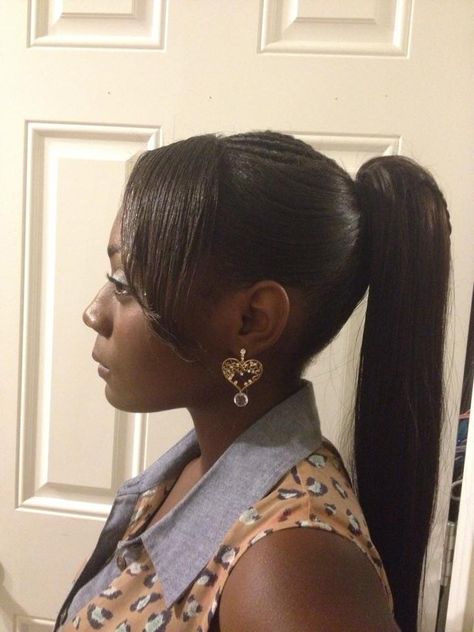 Side bang with drawstring ponytail with waterfall style Side Bangs Ponytail, Side Bang Ponytail, Ponytail With Side Bangs, Hair Ribbons Diy, Diy Ponytail, Bangs Ponytail, Ponytail Tutorial, Side Bangs Hairstyles, Drawstring Ponytail