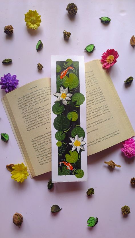 Lotus Flower Bookmark, Bookmarks Design Idea, Art And Craft Aesthetic, Painted Book Marks, Watercolor Bookmarks Ideas Aesthetic, Koifish Aesthetic, Book Mark Ideas Diy, Lotus Bookmark, Simple Bookmark Ideas