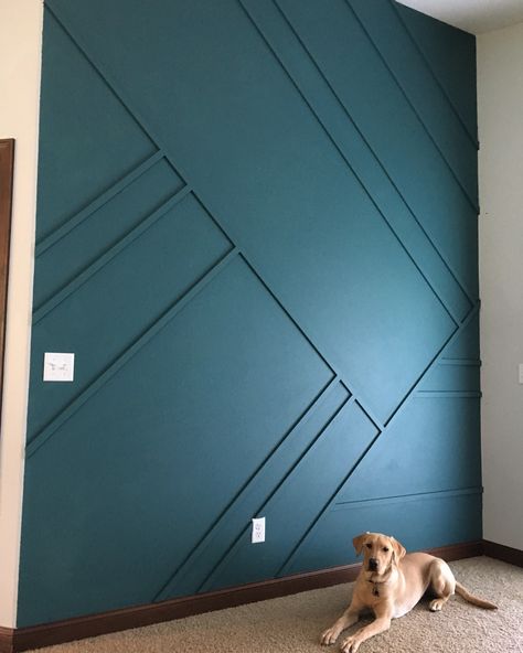 Turquoise Accent Wall Living Room, Blue Green Accent Wall, Teal Accent Wall Living Room, Dark Teal Accent Wall, Teal Accent Wall, Accent Wall Hallway, Turquoise Accent Wall, Cyprus House, Accent Wall Diy