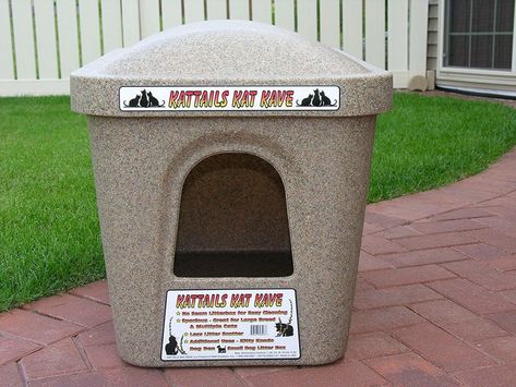 Litter Boxes for High Spraying Cats: Stop the Smelly Mess! High Sided Litter Box, Cat Litter Box Ideas, Litter Box Ideas, Big House Cats, Diy Litter Box, Best Litter Box, Litter Box Covers, Huge Cat, Outdoor Cat House