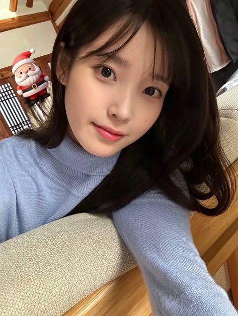 Iu Selfie, Mai Waifu, Sinchan Cartoon, Iu Hair, Baby Queen, Lee Jieun, Princess Hairstyles, Female Actresses, Star Girl