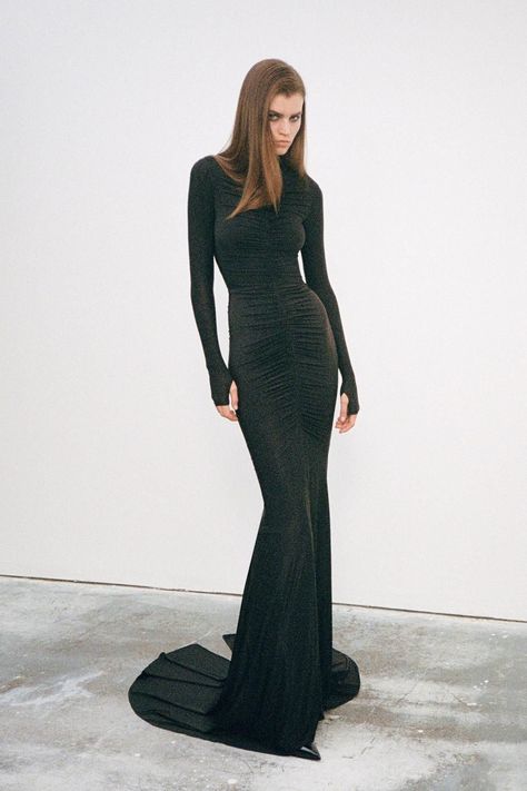 Alex Perry 2023, Alex Perry Dress, Ruched Gown, Alex Perry, 2023 Collection, Glam Dresses, Fall 2023, Pre Fall, Fancy Dresses