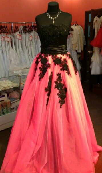 a dream ..♡ Beautiful Gowns, Live For Yourself, A Dream, Ball Gowns, Formal Dresses