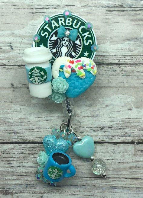 How To Make Badges, Starbucks Name, Nurse Crafts, Badge Reels Diy, Coffee Names, Nursing Things, Keychain Craft, Reel Ideas, Starbucks Logo