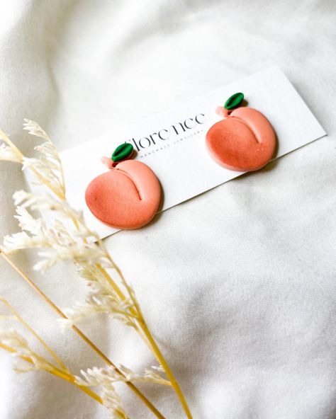 Clay Peach, Apple Clay Earrings, Clay Peach Earrings, Watermelon Earrings Polymer Clay, Handmade Peach Dangle Jewelry, Handmade Peach Dangle Earrings, Peach Earrings, Fruit Earrings, Polymer Clay Jewelry Tutorials