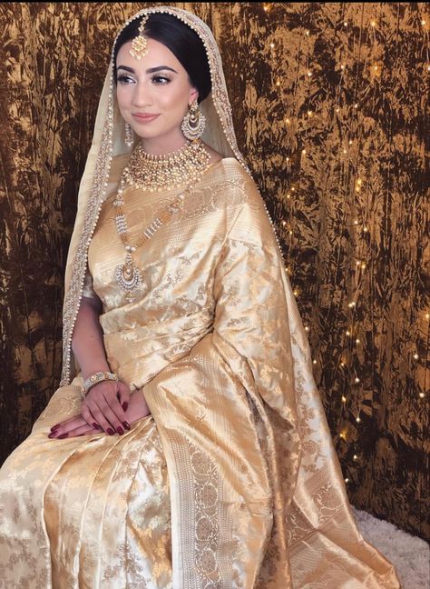 Nikkah Outfit, Engagement Saree, Nikah Dress, Desi Wedding Dresses, Bengali Bride, Wedding Saree Collection, Bridal Dresses Pakistan, Stylish Wedding Dresses, Saree Designs Party Wear