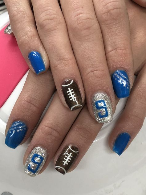 Detroit Lions Football Gel Nails Detroit Lions Nail Art, Acrylic Nails Football Design, Football Gel Nail Designs, Blue And White Football Nails, Football Nails Design With Number, Lions Football Nails, Detroit Lions Football Party, Cute Football Nails Design, Lions Nails Detroit