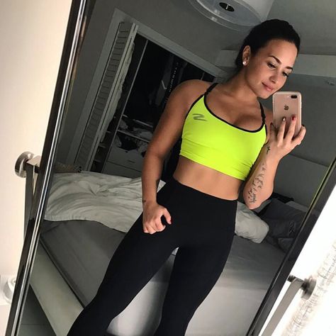 Demi Lovato Workout, Goals Board, Demi Lovato Body, Joe Jonas, Workout Pictures, Gym Time, Demi Lovato, New Instagram, Body Positivity