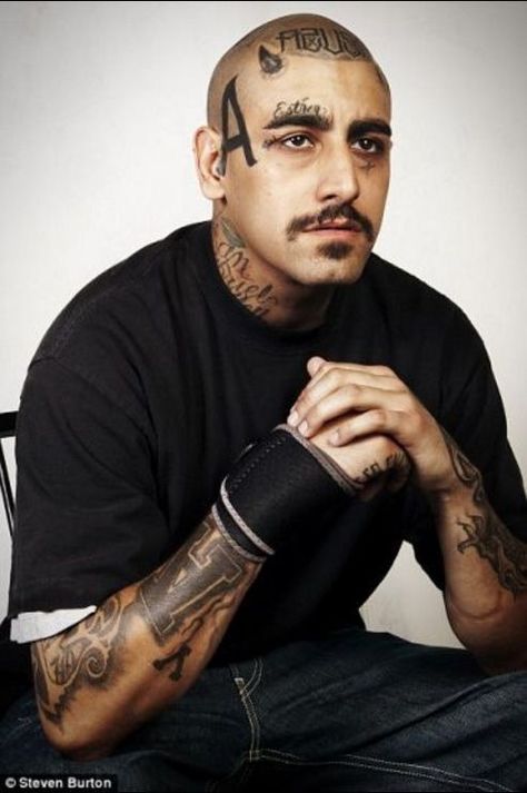 Mexican Gangster, Hot Mexican Men, Chicano Love, Gang Members, Estilo Cholo, Vampire Masquerade, Chicano Tattoos, 90s Hiphop, Facial Tattoos