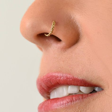 Hoop Tragus Piercing, Long Nail Beds, Nose Ring Gold, Double Nose Piercing, Unique Nose Rings, Nose Ring Jewelry, Gold Nose Hoop, 14k Gold Hoop Earrings, Indian Nose Ring