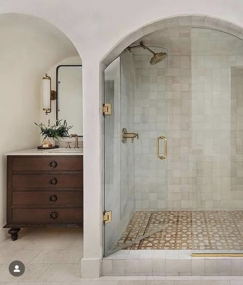 Italian Inspired Bathroom Master Bath, Italian Shower Bathroom, Bathroom Remodel Italian, Mediterranean Shower, French Bathroom Decor Vintage, Bathroom Tile Mediterranean, Clawfoot Tub Shower Curtain, French Bathroom Decor, Black Clawfoot Tub