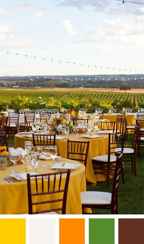 Yellow Tablecloth Wedding, Vinyard Wedding Fall, Goldenrod Wedding, Vineyard Reception, Yellow Wedding Table, Yellow Table Cloth, Mustard Wedding, Deco Orange, Yellow Wedding Theme