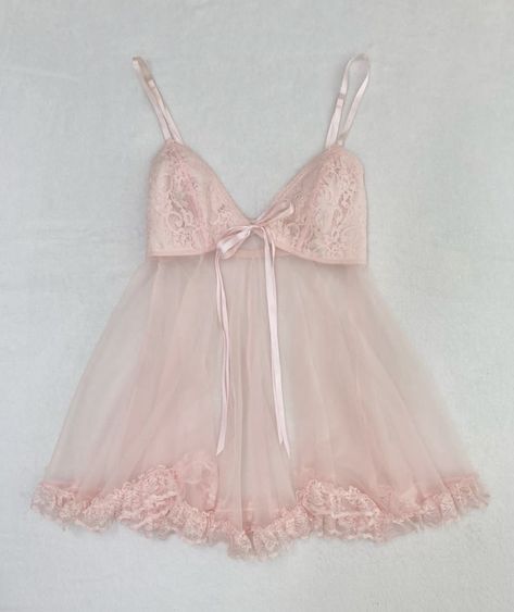 Lingerie Top Outfit, Say Yes To Heaven, Coquette Lingerie, Pink Outfits Victoria Secret, Retro Lingerie, Cute Lingerie, Seductive Clothes, Pink Lingerie, Lace Babydoll