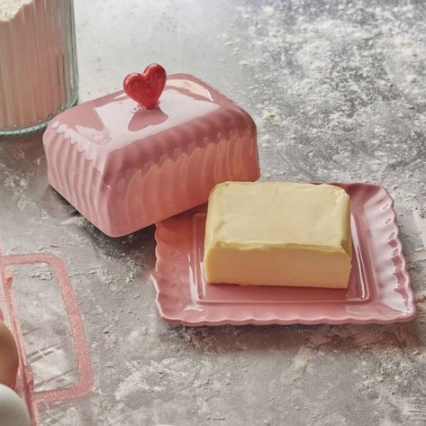 Heart Ceramic, Ceramic Butter Dish, Gifts For Swimmers, Best Room, Toast Rack, Wavy Design, Pottery Crafts, Pink Ceramic, Ceramics Ideas Pottery