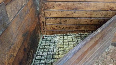 Equine product companies and do-it-yourself horse owners have come up with a variety of horse waterers and feeders. Corner Hay Feeder, Horse Feeder Diy, Hay Feeder For Horses, Horse Feeder, Horse Paddock, Horse Hay, Horse Barn Plans, Hay Feeder, Horse Boarding